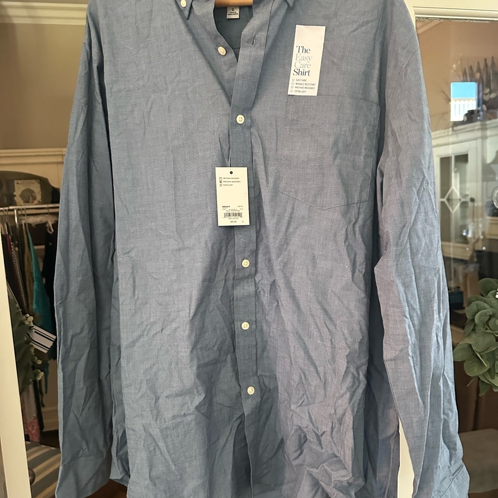 Croft & Barrow Light Blue Casual Button-Down Shirt